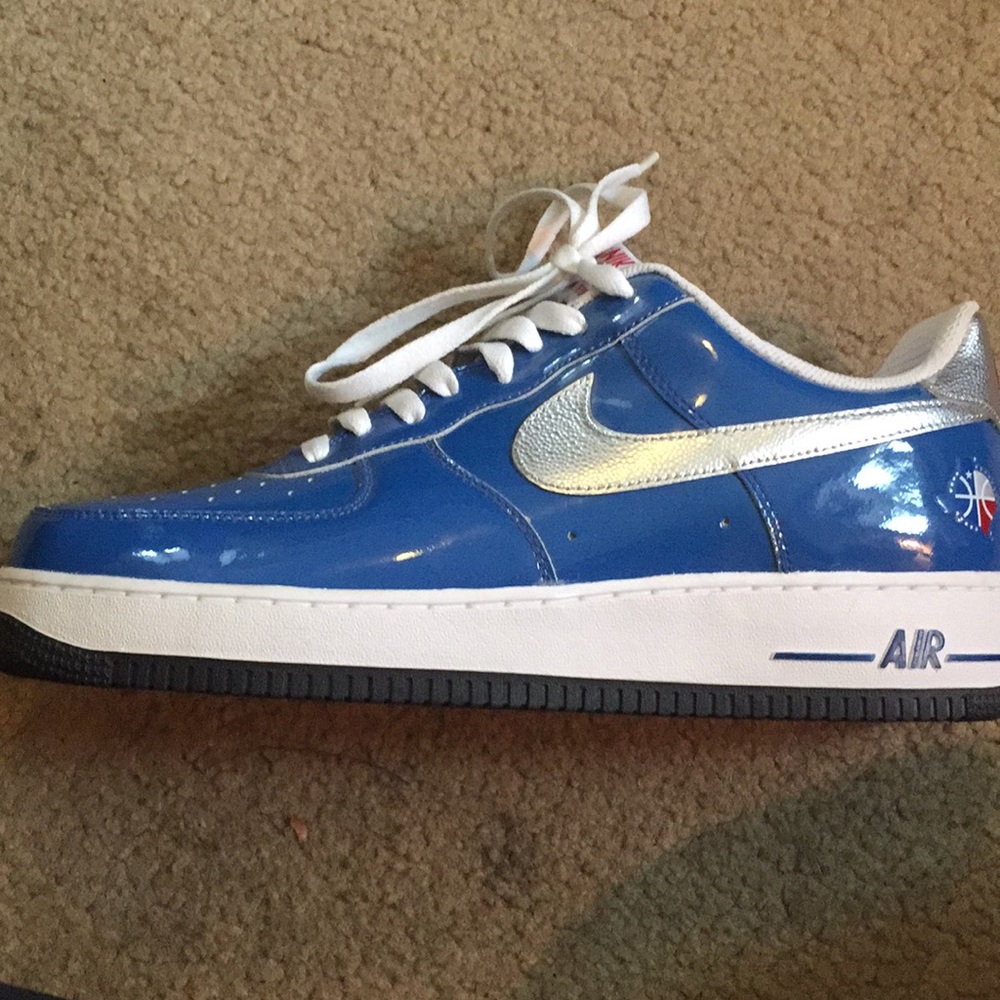 Limited Edition Air Force 1 ‘82 Nike Sneakers